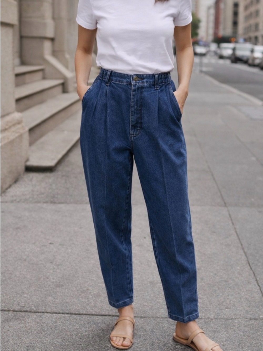 Vintage women's size 12 high waisted MOM jeans super high waisted elastic back